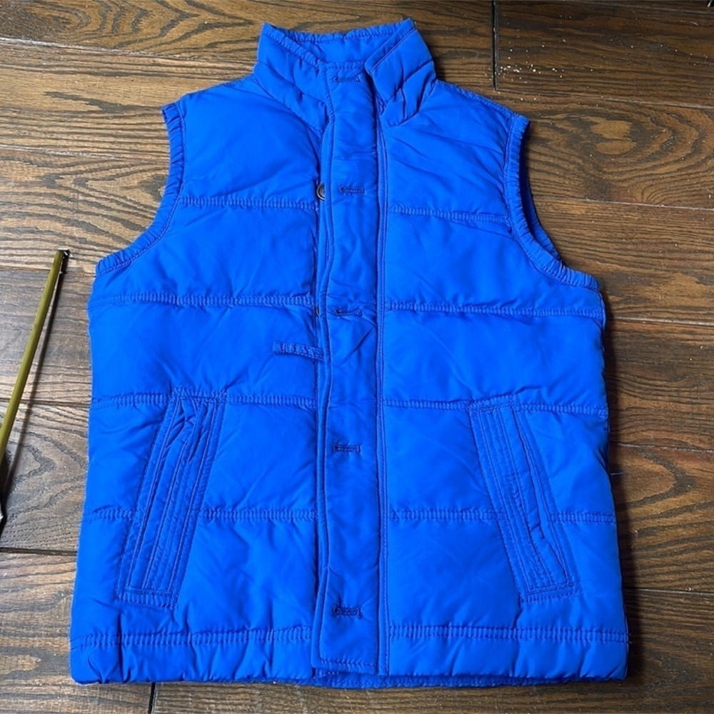 Abercrombie kids vest brand new ! Size XL / 15-16 years, unisex